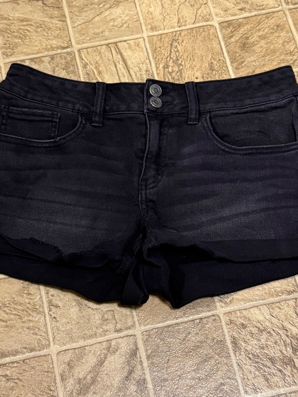 So Women’s 11/30W Black Denim Jean Shorts with Raw Hem Low Rise Shorties